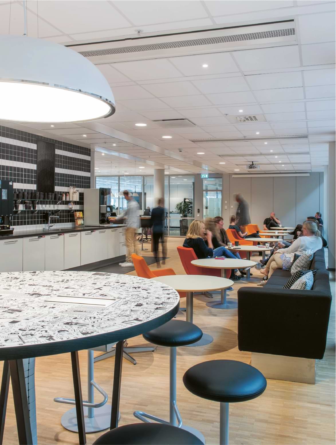 Cafeteria | Aktivitetsbaseret arbejdsmiljø | Coor